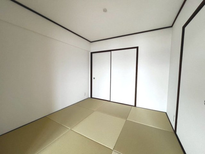 【和室】 | 狭山ハウス２号棟 | 和室は約4.5帖、オシャレな琉球タタミです♪