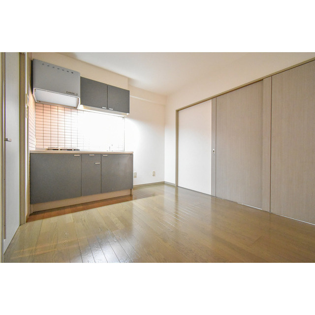 イングミー壱番館の居間・リビング