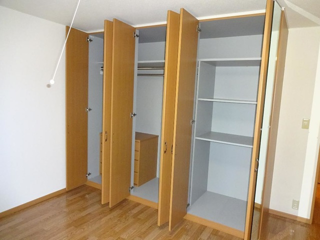 ベイサイドパレス横浜の収納|クローゼット