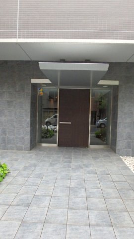 パークアクシス仲御徒町のエントランス