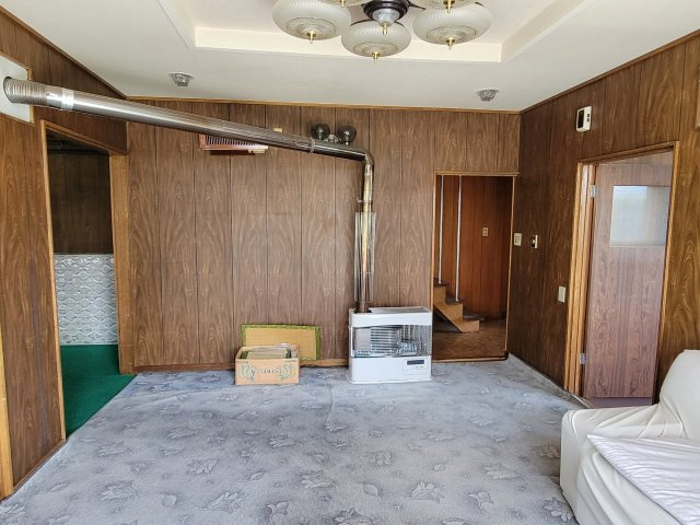 【居間・リビング】の画像