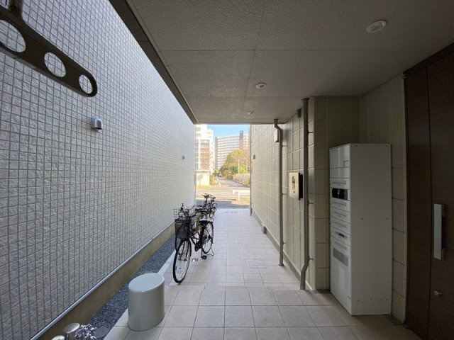 メゾン　ファミリアのロビー