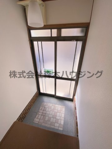 【玄関】 | 　寝屋川市田井町28貸家 | 毎日通る玄関はこちらです
