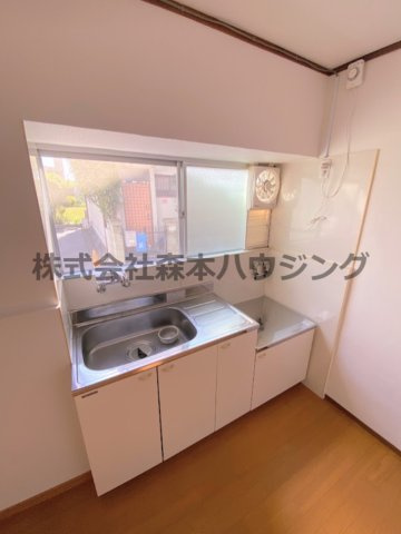 【キッチン】 | 　寝屋川市田井町28貸家 | お料理しやすいキッチンです