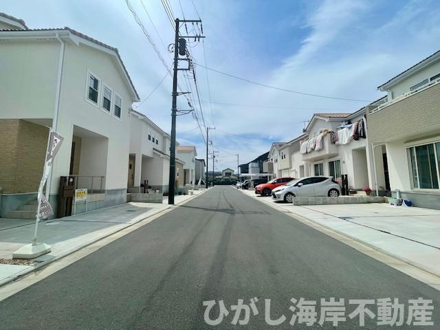 平塚市徳延　新築戸建　全10棟の前面道路含む現地写真|現地外観