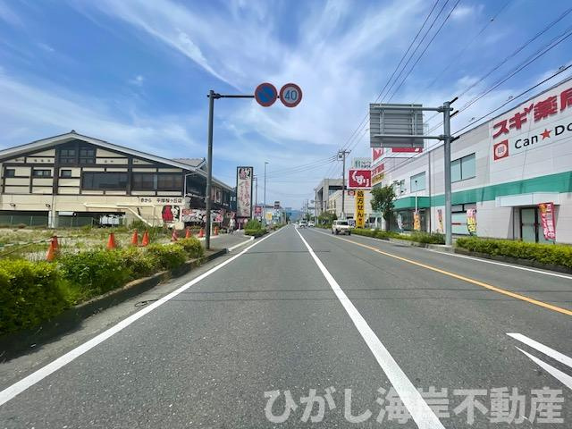 大磯町高麗　売地の前面道路含む現地写真|現地外観