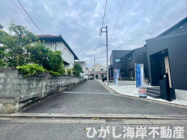 平塚市広川　新築戸建　全４棟の前面道路含む現地写真|現地外観