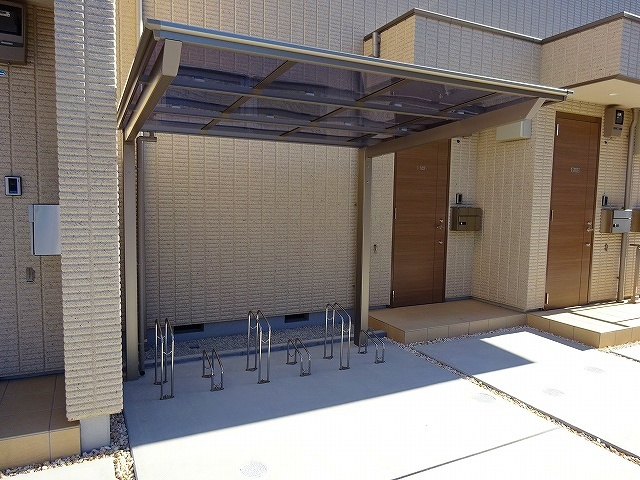ヘーベル ティーア Ｂのその他共用部分|★屋根付き駐輪場★