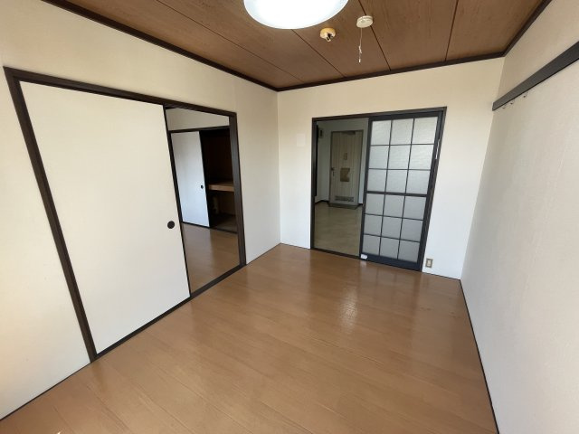 フレグランス駿河台の居間・リビング|居室