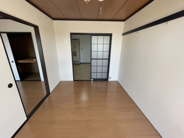 フレグランス駿河台の居間・リビング|居室