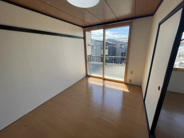 フレグランス駿河台の居間・リビング|居室