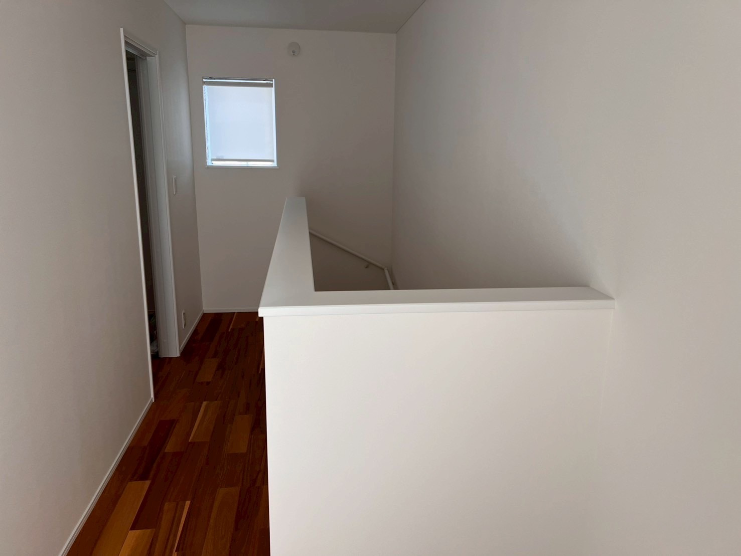 小笹戸建て賃貸のエントランス