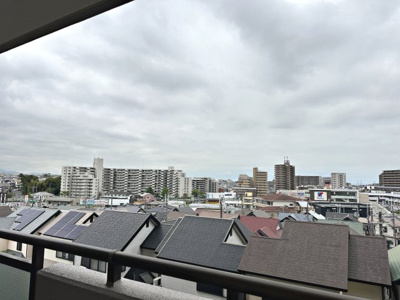 【展望】 | ファミールハイツ上野Ⅲ番館 | 【４階部分です！】周囲には高い建物もなく眺望良好です♪