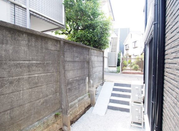 チャルテ茗荷谷のエントランス