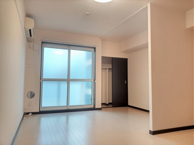 レオネクストファルコーネの寝室