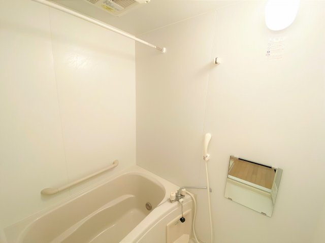 レオネクストファルコーネの浴室