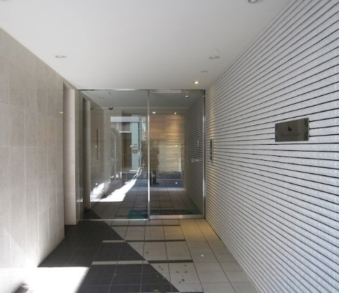 メゾンドソレイユ・シノハラのエントランス