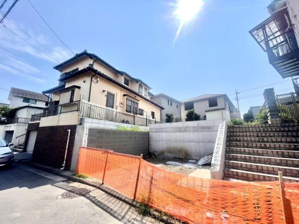 横浜市緑区青砥町の新築一戸建の前面道路含む現地写真|周辺環境も合わせてご案内させて頂きます！
お気軽にお問い合わせ下さい！