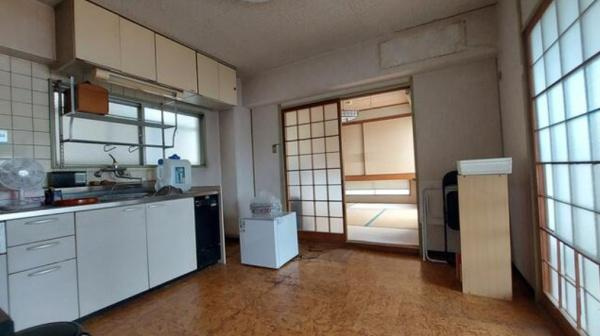 シティハイツ丸の内の居間・リビング