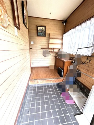 【玄関】 | ■２００万円値下げしました■高槻市安岡寺町５丁目