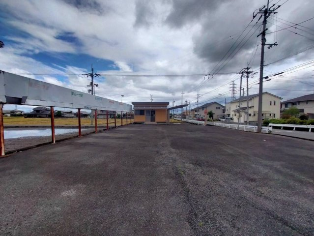 西条市喜多台　事業用土地の外観