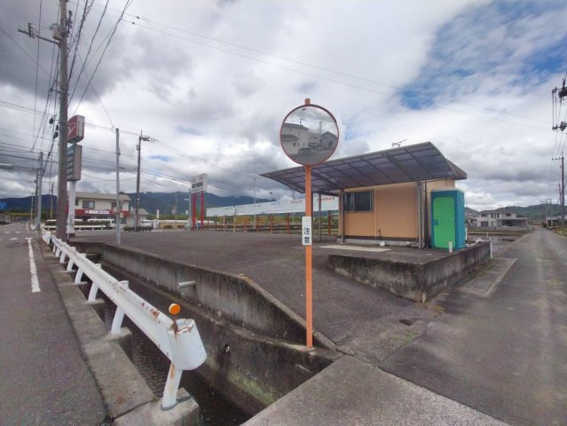 西条市喜多台　事業用土地の周辺