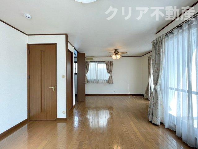 【居間・リビング】 | 高崎市宮元町　中古住宅