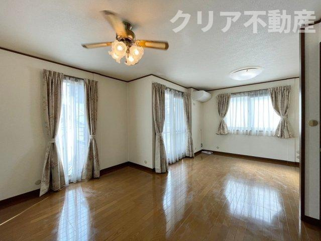 【居間・リビング】 | 高崎市宮元町　中古住宅