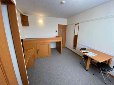 【居間・リビング】 | レオパレスほんまちＡＰ | 設備仕様は号室により異なる為、現況を優先とします。