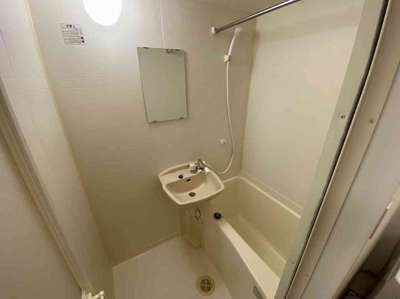 【浴室】 | レオパレスほんまちＡＰ | 設備仕様は号室により異なる為、現況を優先とします。