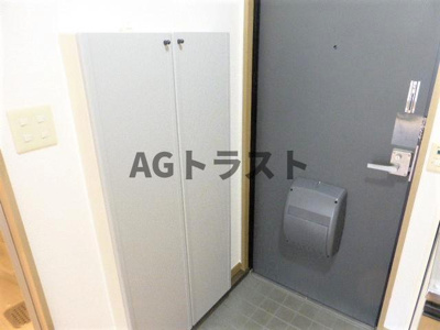 【玄関】 | ビーライン原市 | 玄関