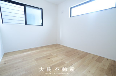 【洋室】 | 海老名市杉久保南3丁目 新築戸建て 全6棟【仲介手数料無料】 | 2階　洋室2（5.3帖）