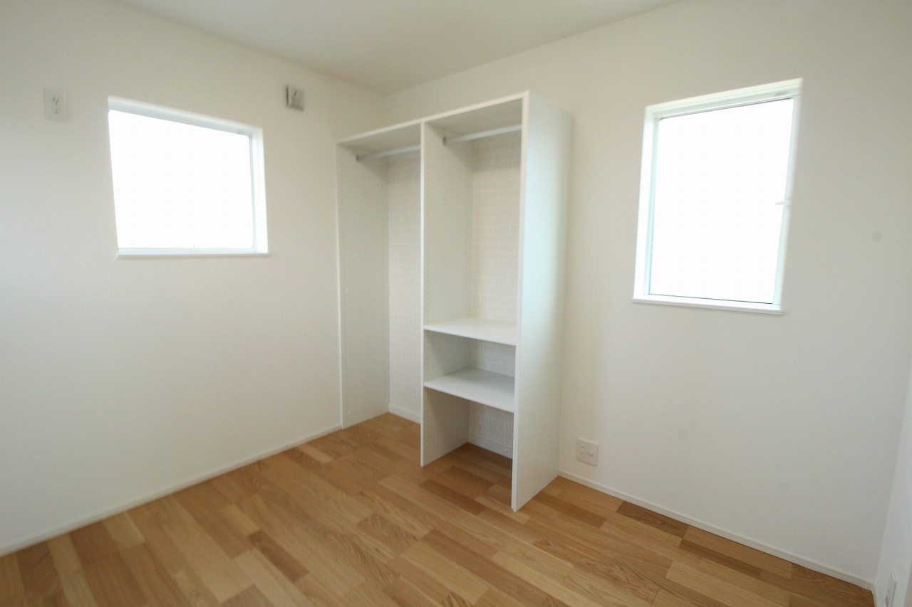 土佐市高岡町乙　新築戸建　西棟　（全2区画）の洋室|2Ｆ　4.9帖+4.9帖