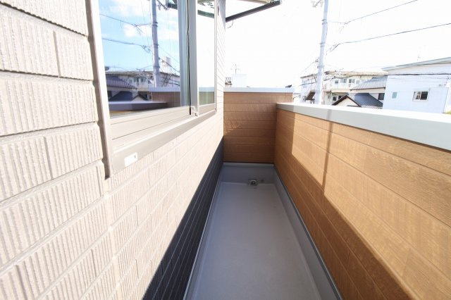 土佐市高岡町乙　新築戸建　西棟　【内覧可能】（全2区画）のバルコニー|2Ｆ　南の部屋　7.8帖