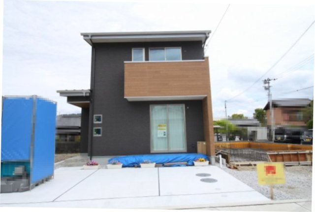土佐市高岡町乙　新築戸建　西棟　【内覧可能】（全2区画）の外観
