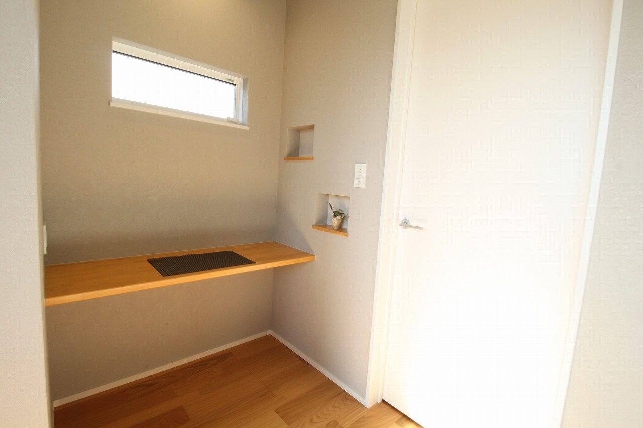 土佐市高岡町乙　新築戸建　西棟　（全2区画）の寝室|2Ｆ　南の部屋　7.8帖