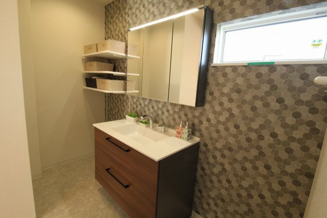 土佐市高岡町乙　新築戸建　西棟　（全2区画）の独立洗面台