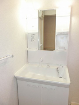 【洗面所】 | シェルドミール