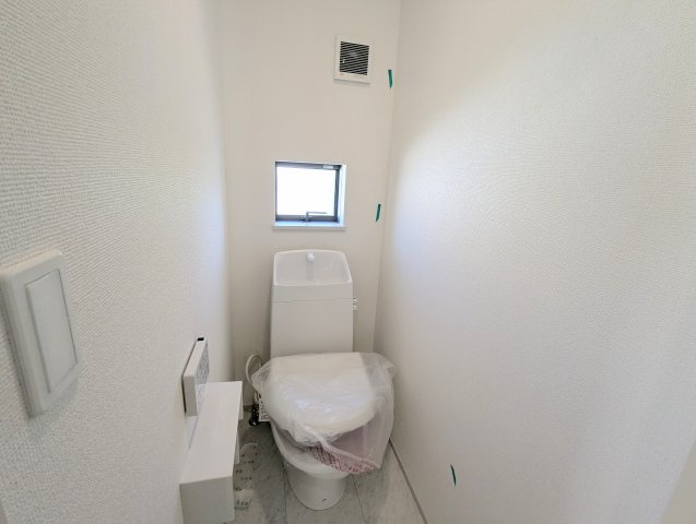 瀬戸市秋葉町　全2棟のトイレ