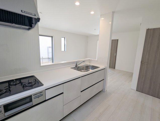 瀬戸市秋葉町　全2棟のキッチン