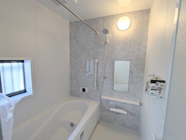 瀬戸市秋葉町　全2棟の浴室