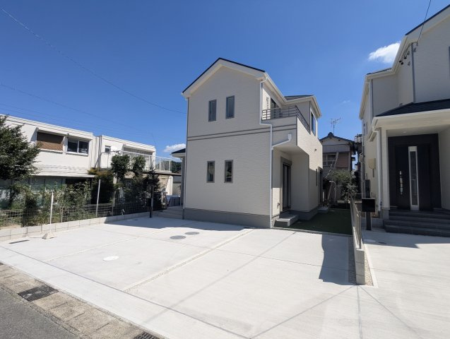 瀬戸市秋葉町　全2棟の外観