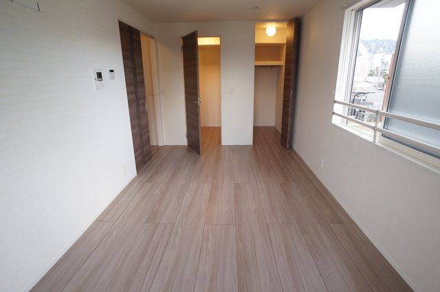 コートドール逆瀬川の居間・リビング