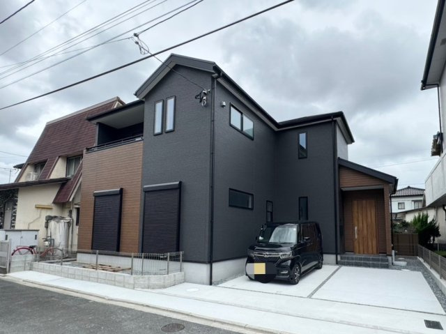 ーBloomーブルームー小倉北区貴船町4期　【小倉北区　新築戸建て】の外観|落ち着いた色合いの外観が魅力♪