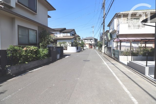 【前面道路含む現地写真】 | リーブルガーデン　立川市一番町6丁目　新築　全1棟 | 前面道路含む現地写真です♪