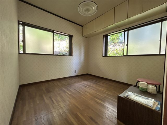 【洋室】 | 熱川台別荘地　戸建