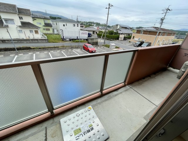 アレリア・レクレールのバルコニー