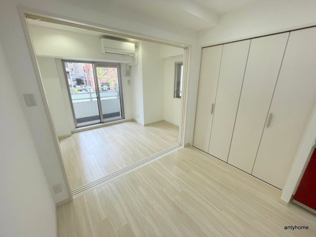 BRAVI南堀江　仲介手数料無料の洋室