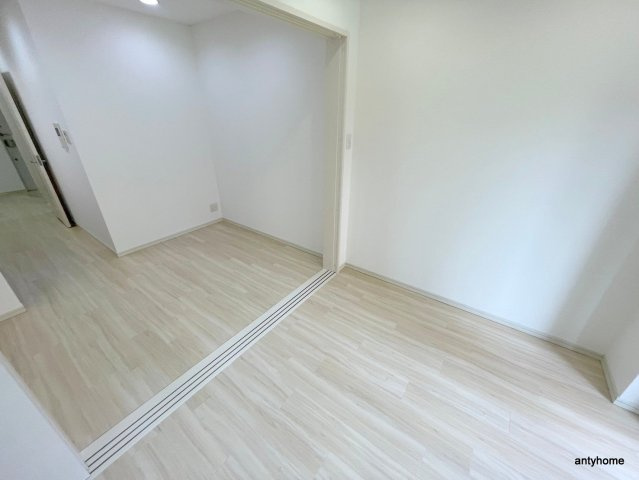 BRAVI南堀江　仲介手数料無料の寝室