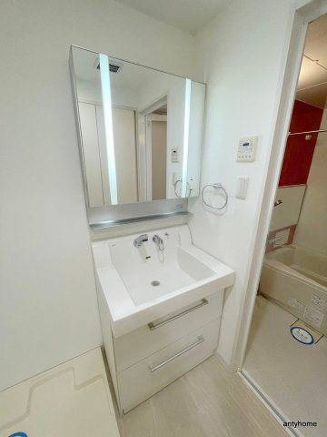 BRAVI南堀江　仲介手数料無料の独立洗面台